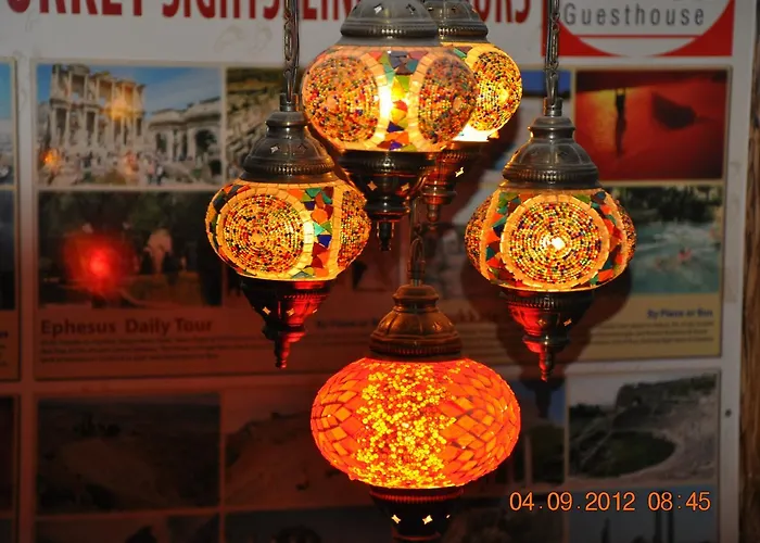 Bahaus Hostel Near Sultanahmet And Hagia Sophia - 3 Minutes Istanbul